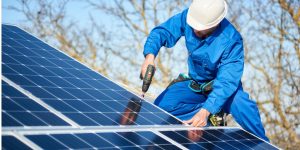 Installation Maintenance Panneaux Solaires Photovoltaïques à Eygalayes
